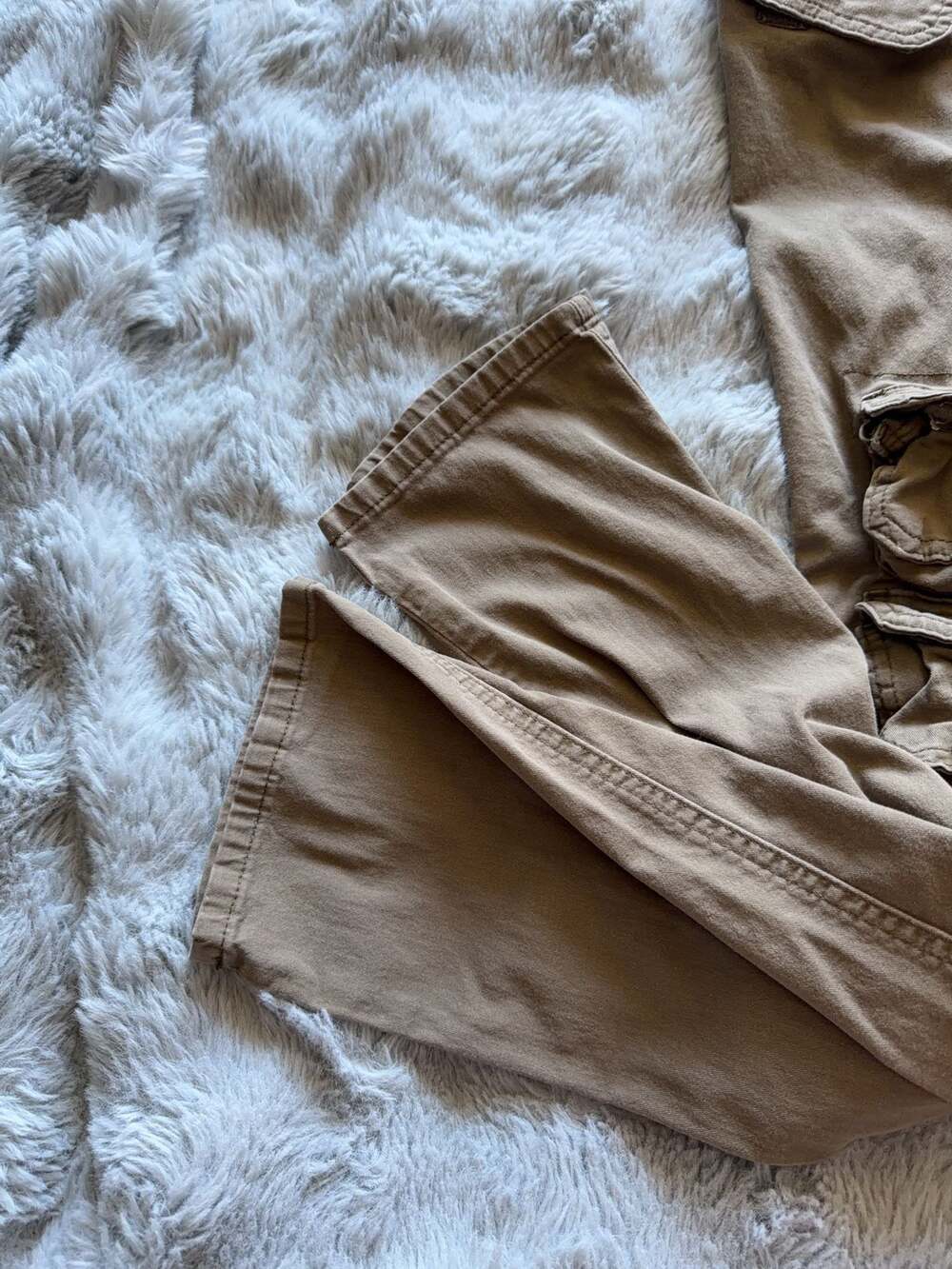 Wrangler Y2K Regular Taper Cargo Pants in Khaki Brown - Picture 7 of 7